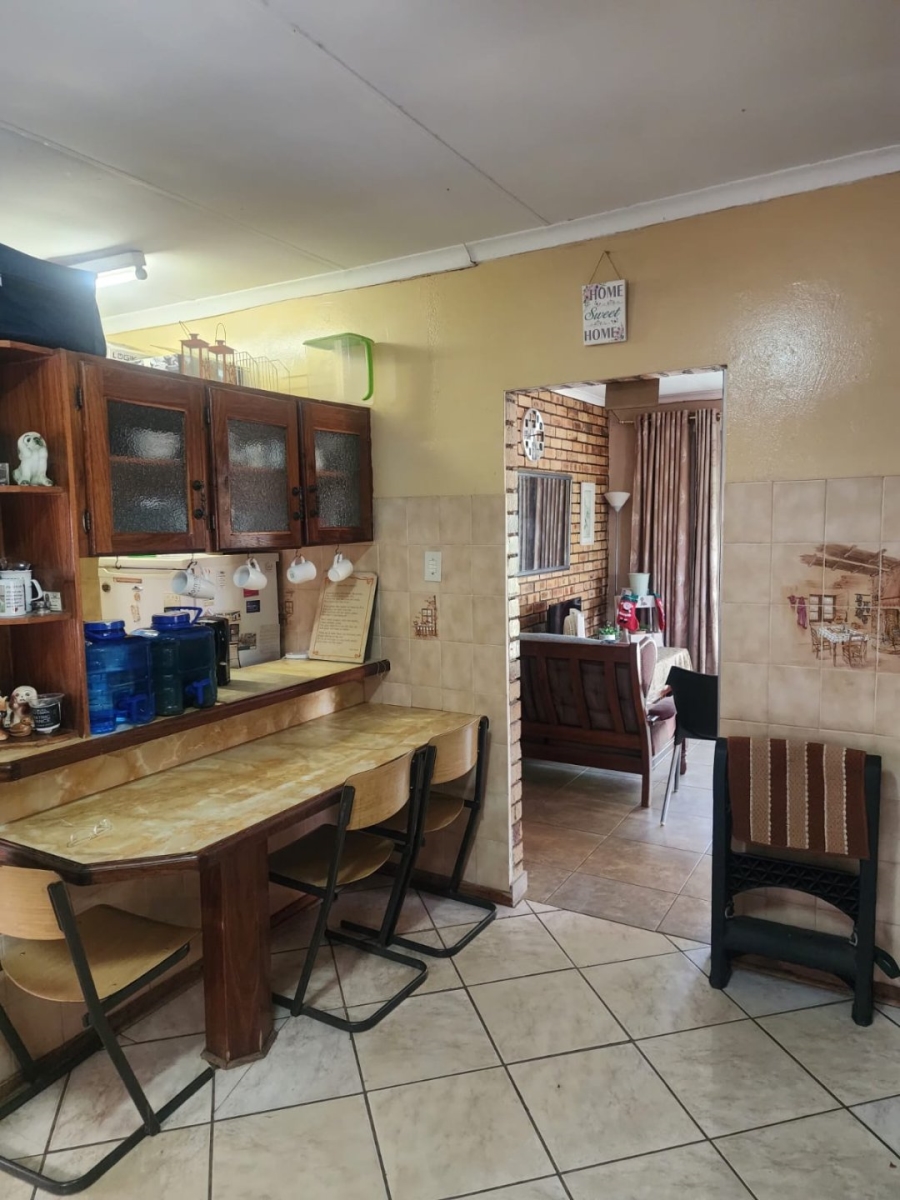 4 Bedroom Property for Sale in Alabama North West